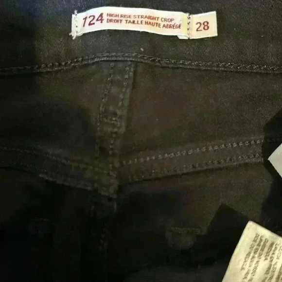 Levi’s 724 Black High Rise Straight Crop Distressed Jeans Size 28 - Picture 4 of 4